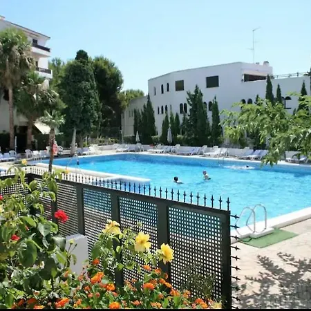 Con Jardin Individual Y Piscina *